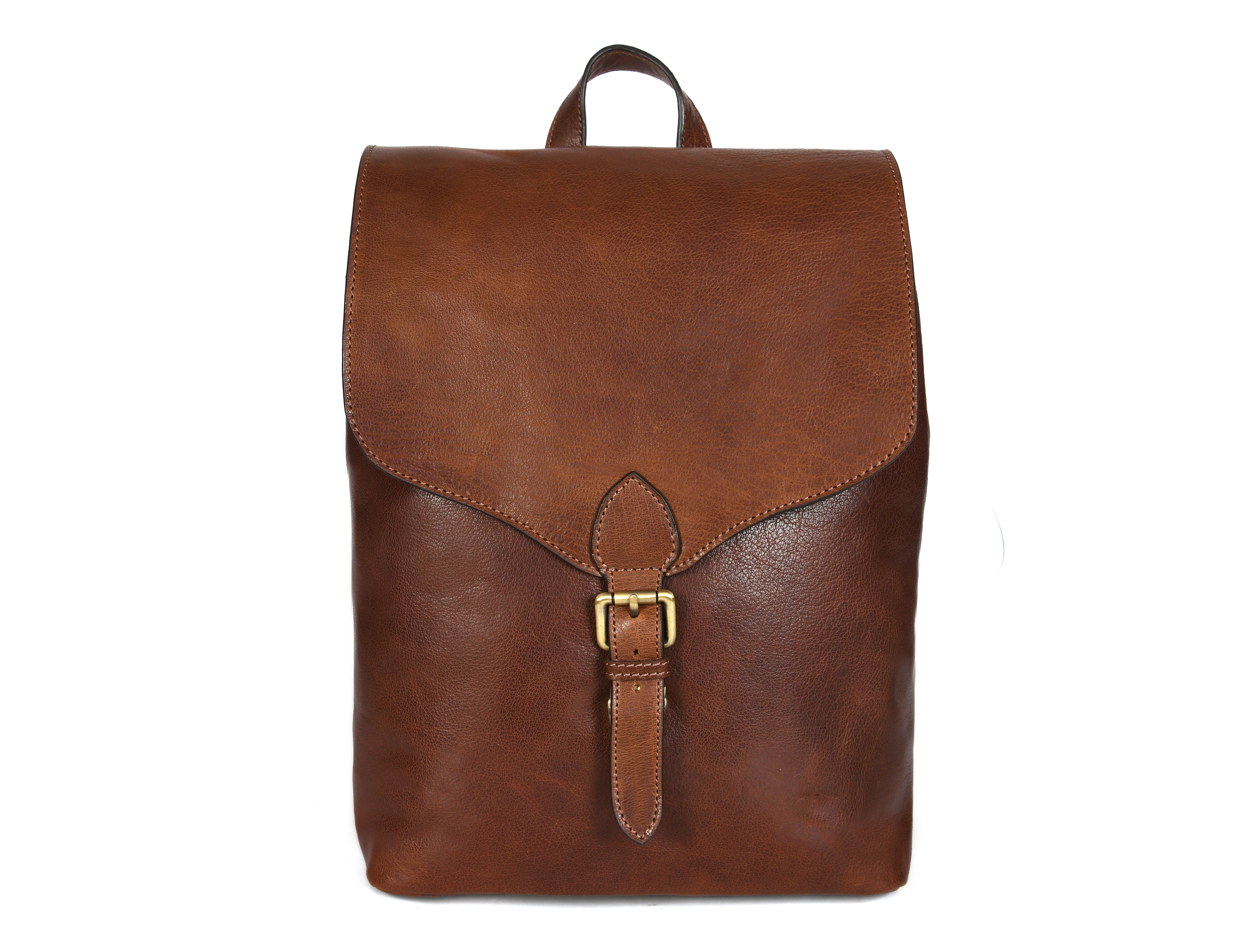 Compact European Leather Backpack – Sleek & Durable