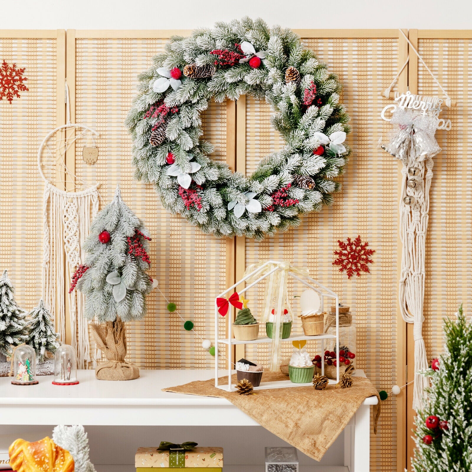 24 Inch Electrostatic Flocked Christmas Wreath Holiday Decor with 175 PE TipsÂ
