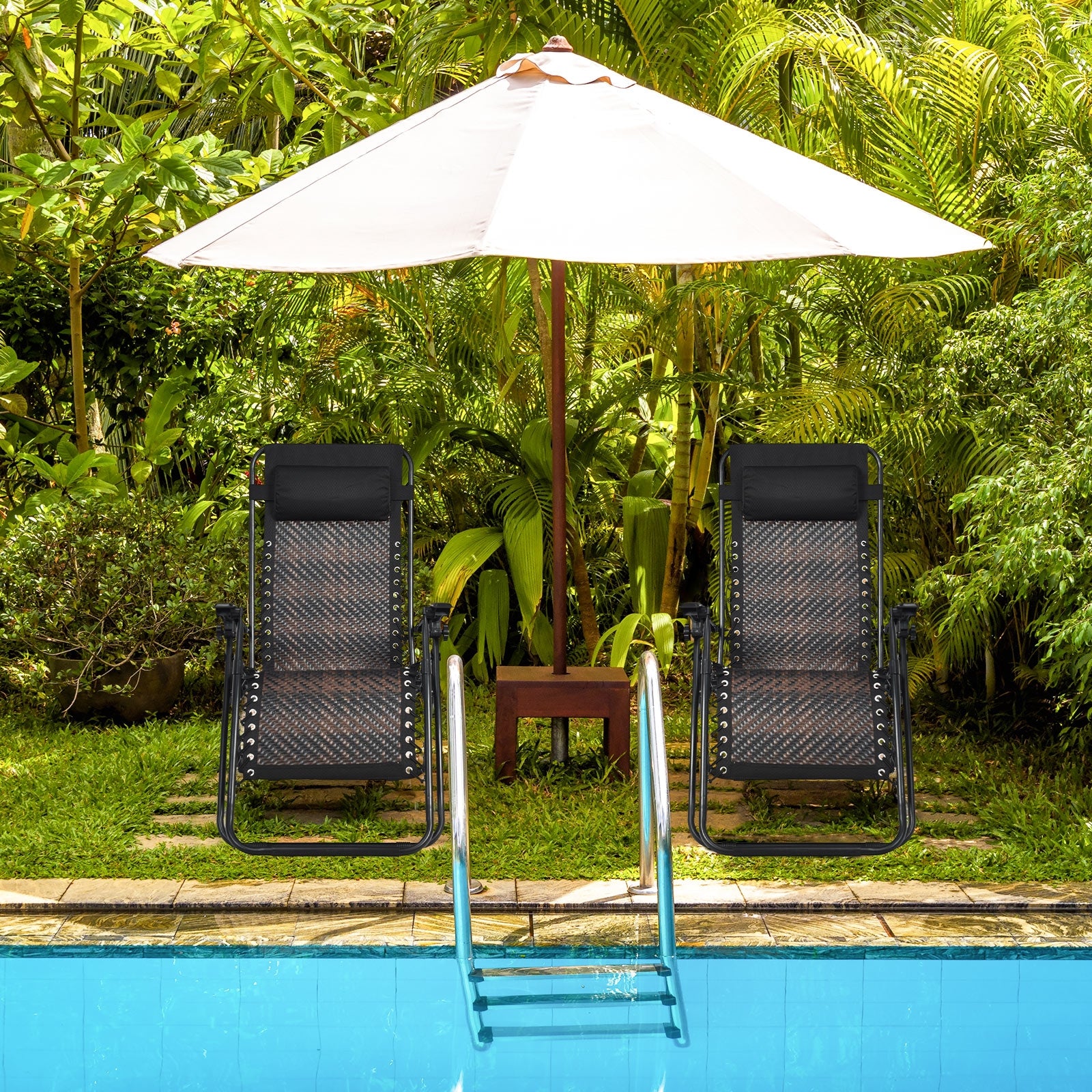 2 Pieces Folding Patio Rattan Zero Gravity Lounge Chair-BrownÂ