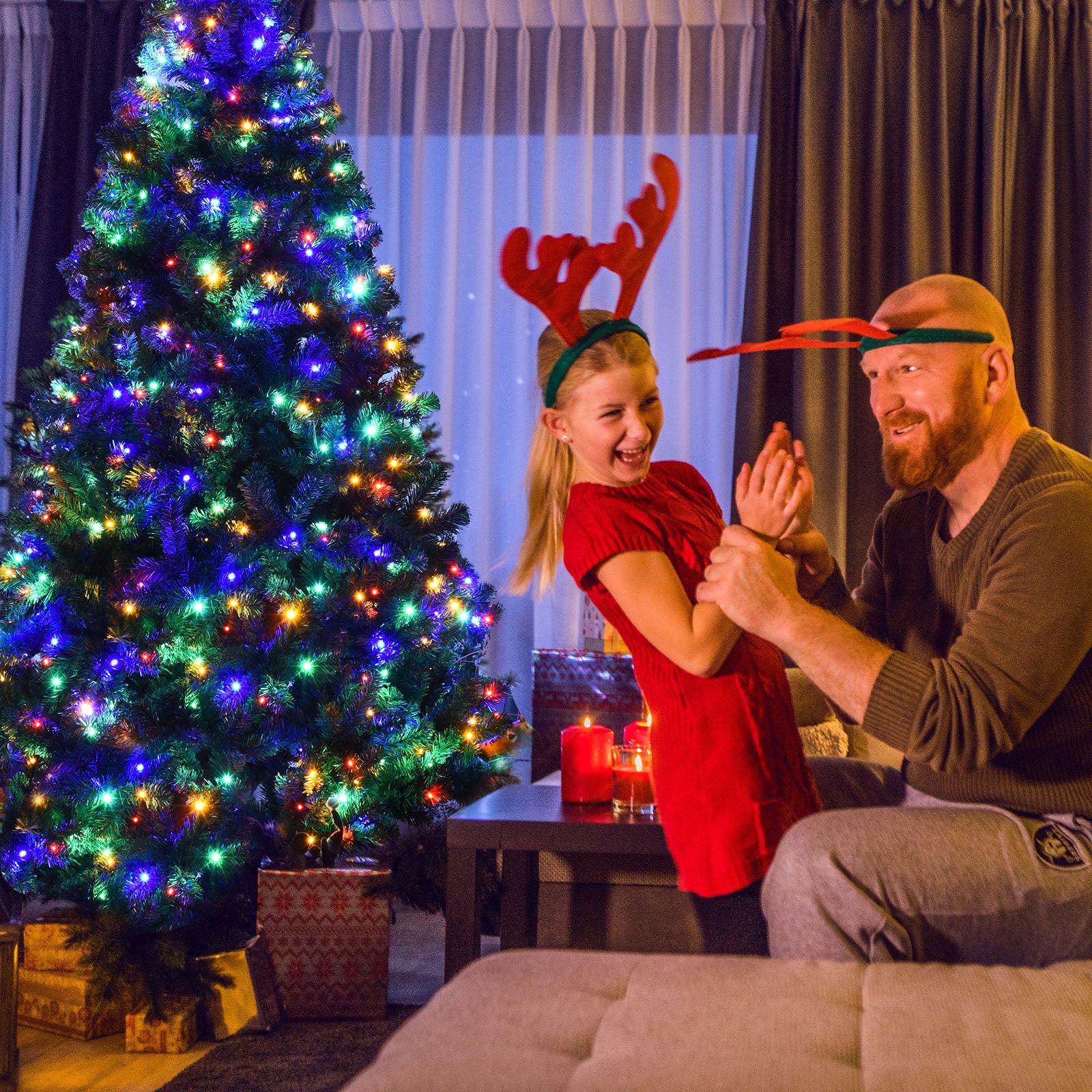 7.5 Feet Pre-Lit Artificial Spruce Christmas Tree with 550 Multicolor Lights for FestivalÂ