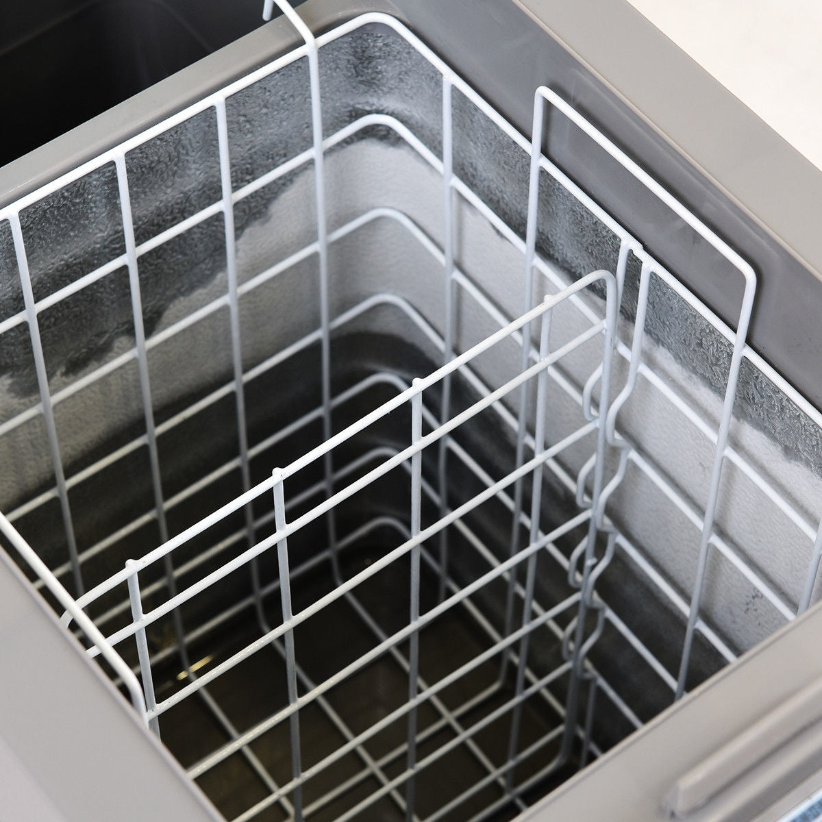 55-Quarts Portable Thermoelectric Electric Car Cooler Refrigerator for BeverageÂ