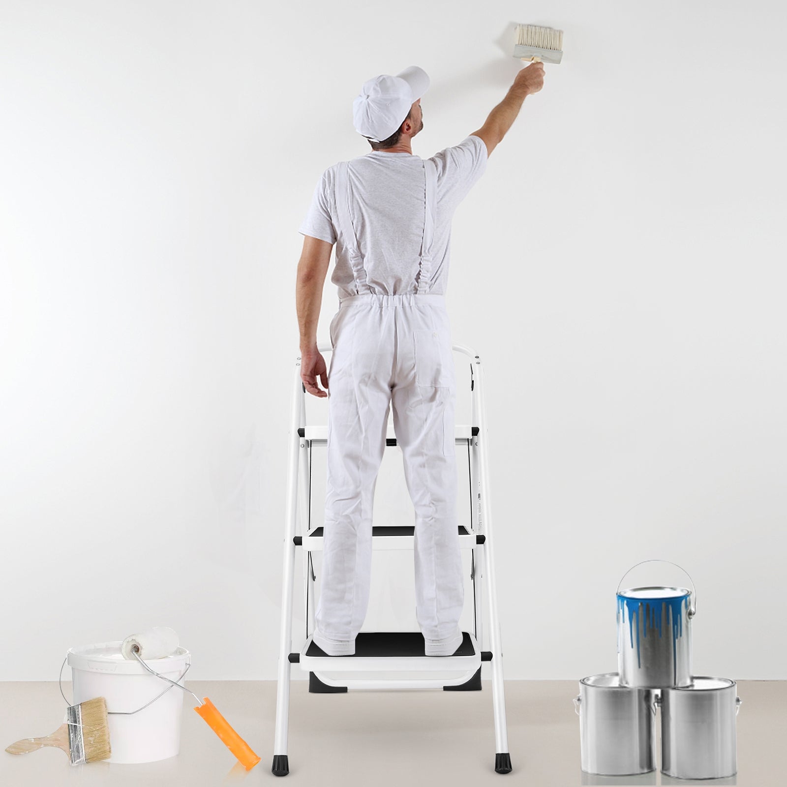 Folding 3-Step Ladder with Handgrip and Anti-Slip PlatformÂ