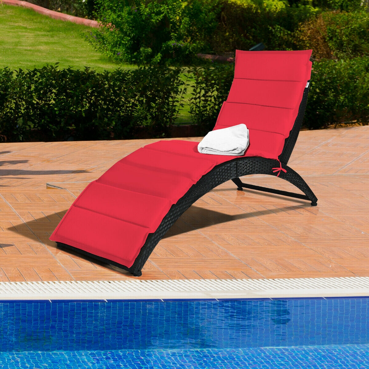 Folding Patio Rattan Portable Lounge Chair Chaise with Cushion-RedÂ