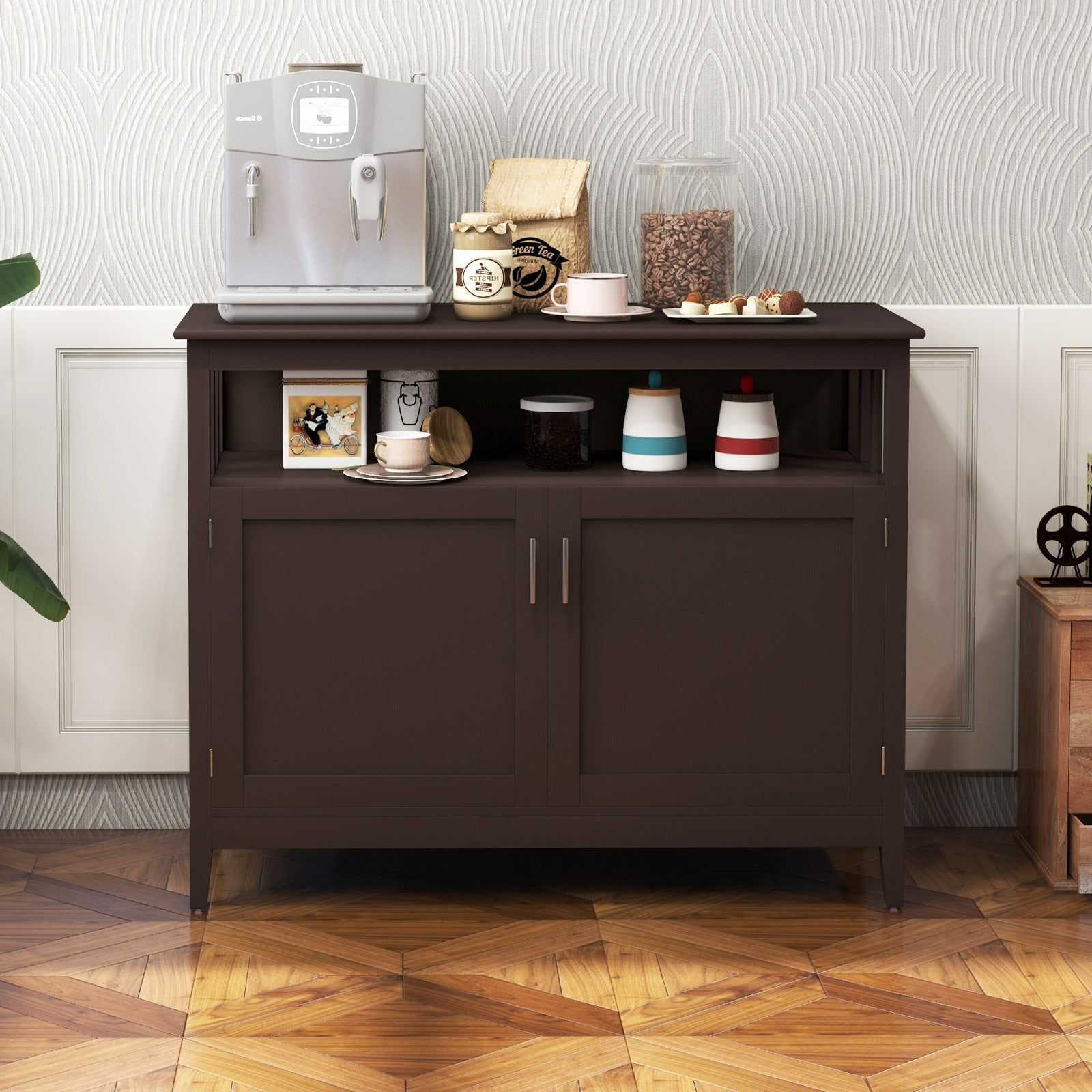 Modern Practical and Beautiful Wooden Kitchen Lockers with Large Storage SpaceÂ
