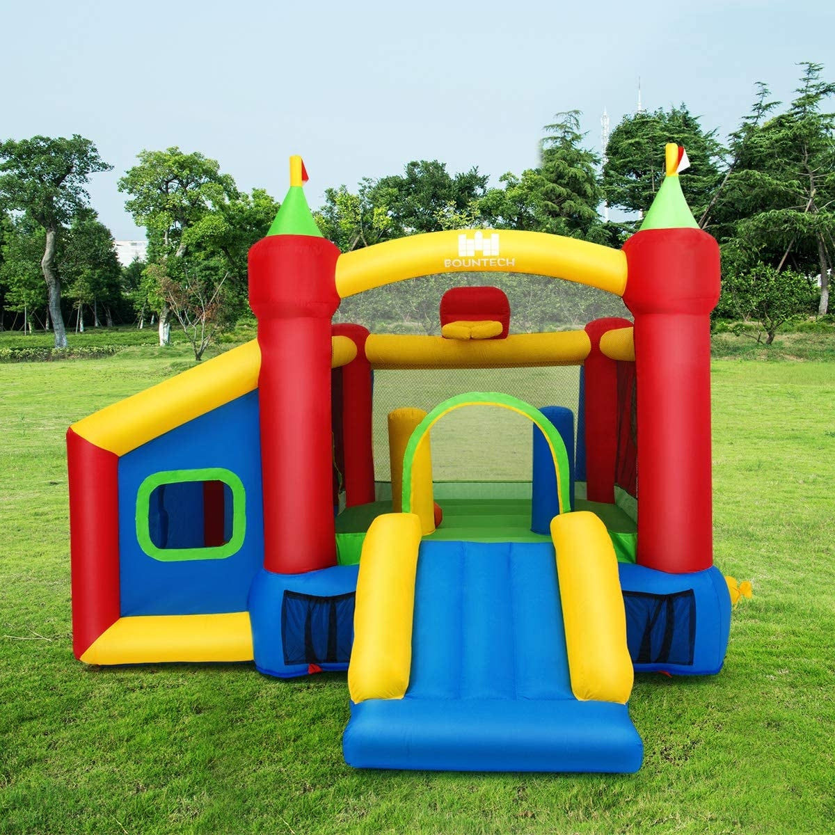 7-in-1 Kids Inflatable Bounce House with Ocean Balls and 480W BlowerÂ