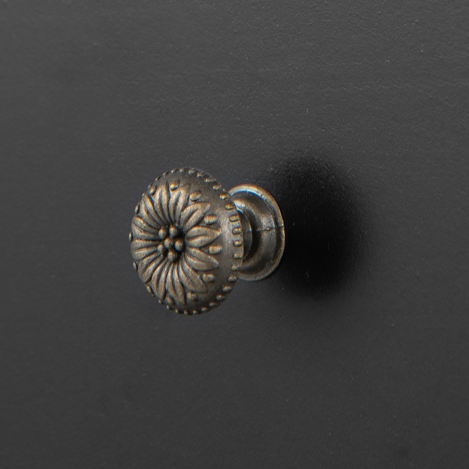 2 Colors Armoire Storage Standing Jewelry Cabinet with Mirror-BlackÂ