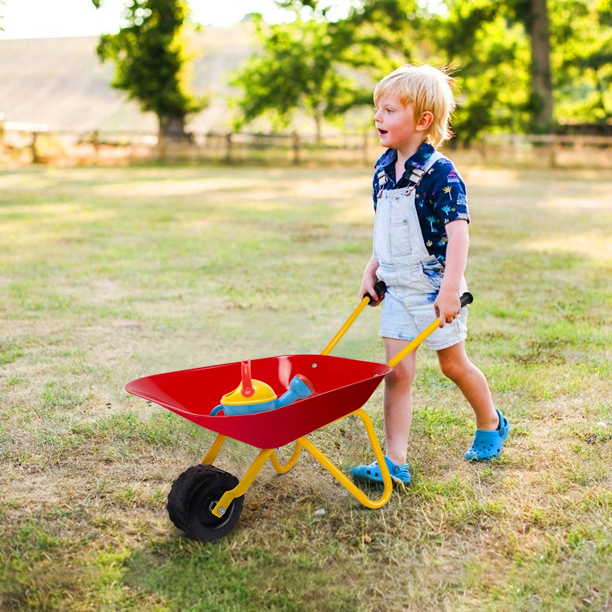 Outdoor Garden Backyard Play Toy Kids Metal Wheelbarrow-RedÂ