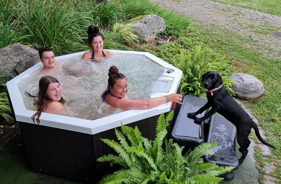 Muskoka 14-Jet 4-Person Spa