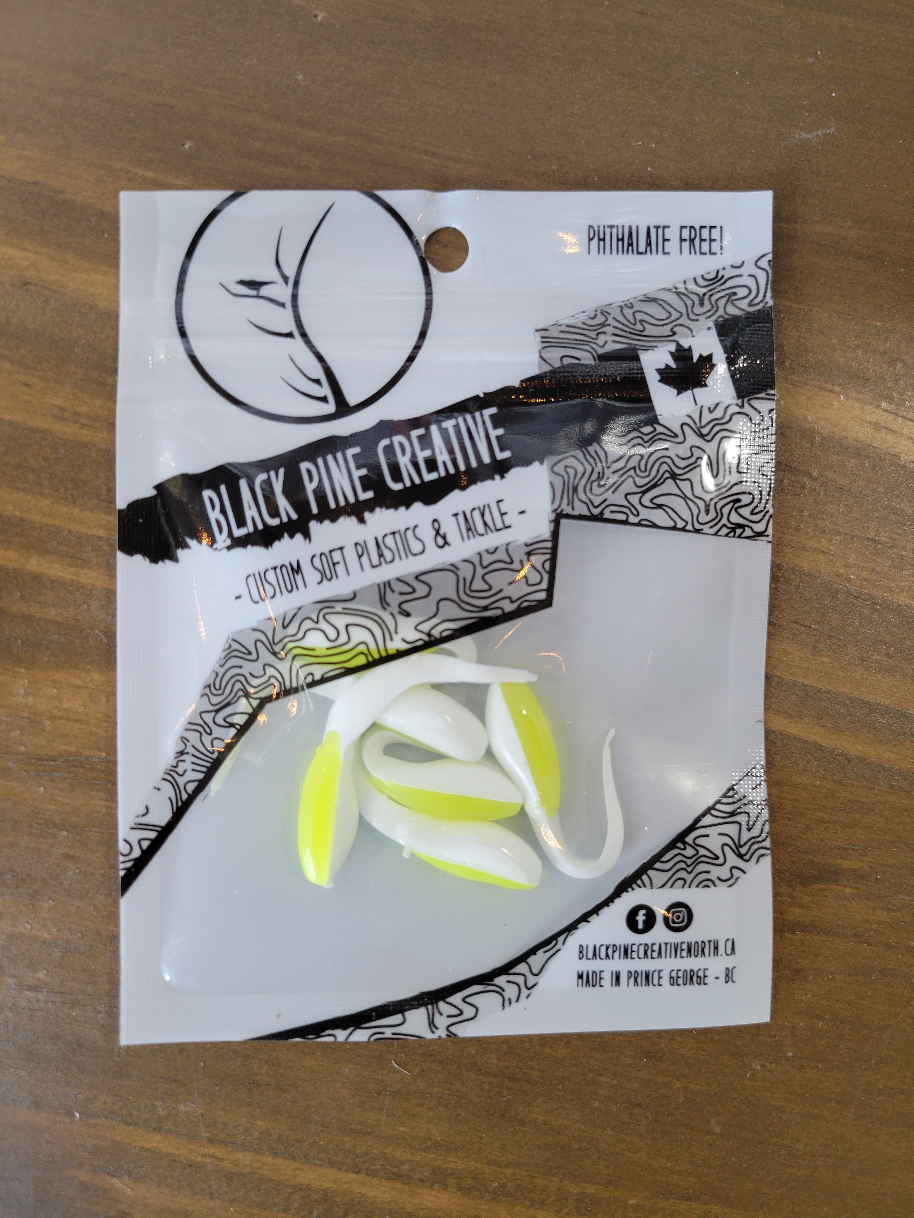 Black Pine Creative 1-1/2" Basic Minnow 6/pk