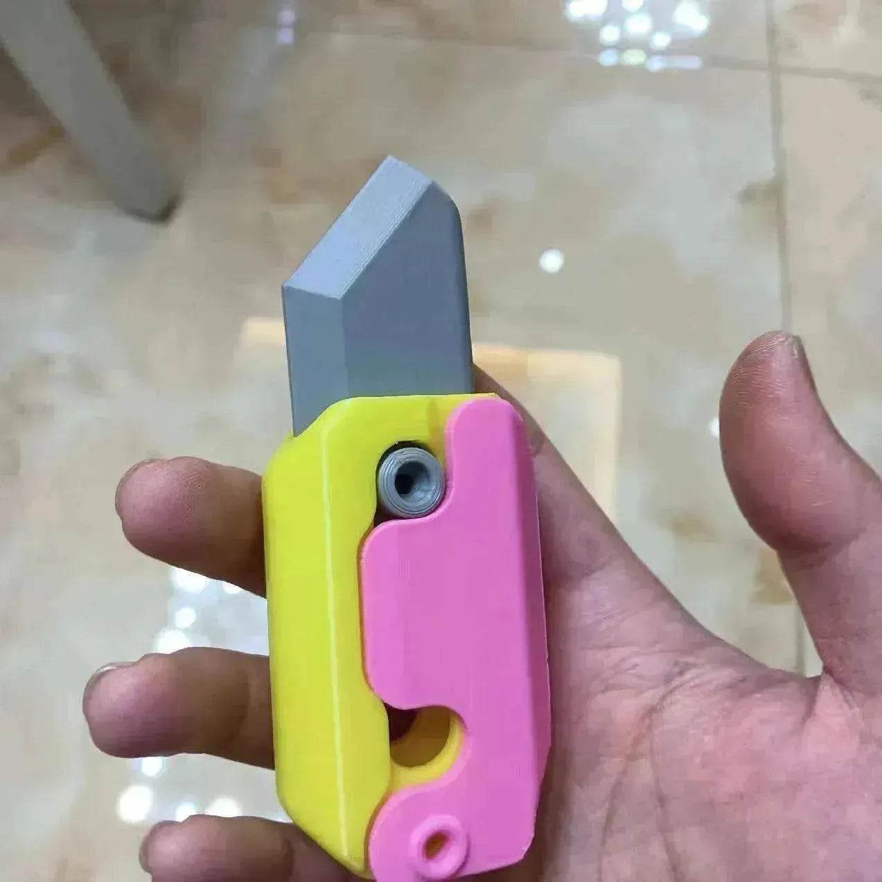 3D Printing Gravity Cub Jumping Small Radish Mini Model Knife