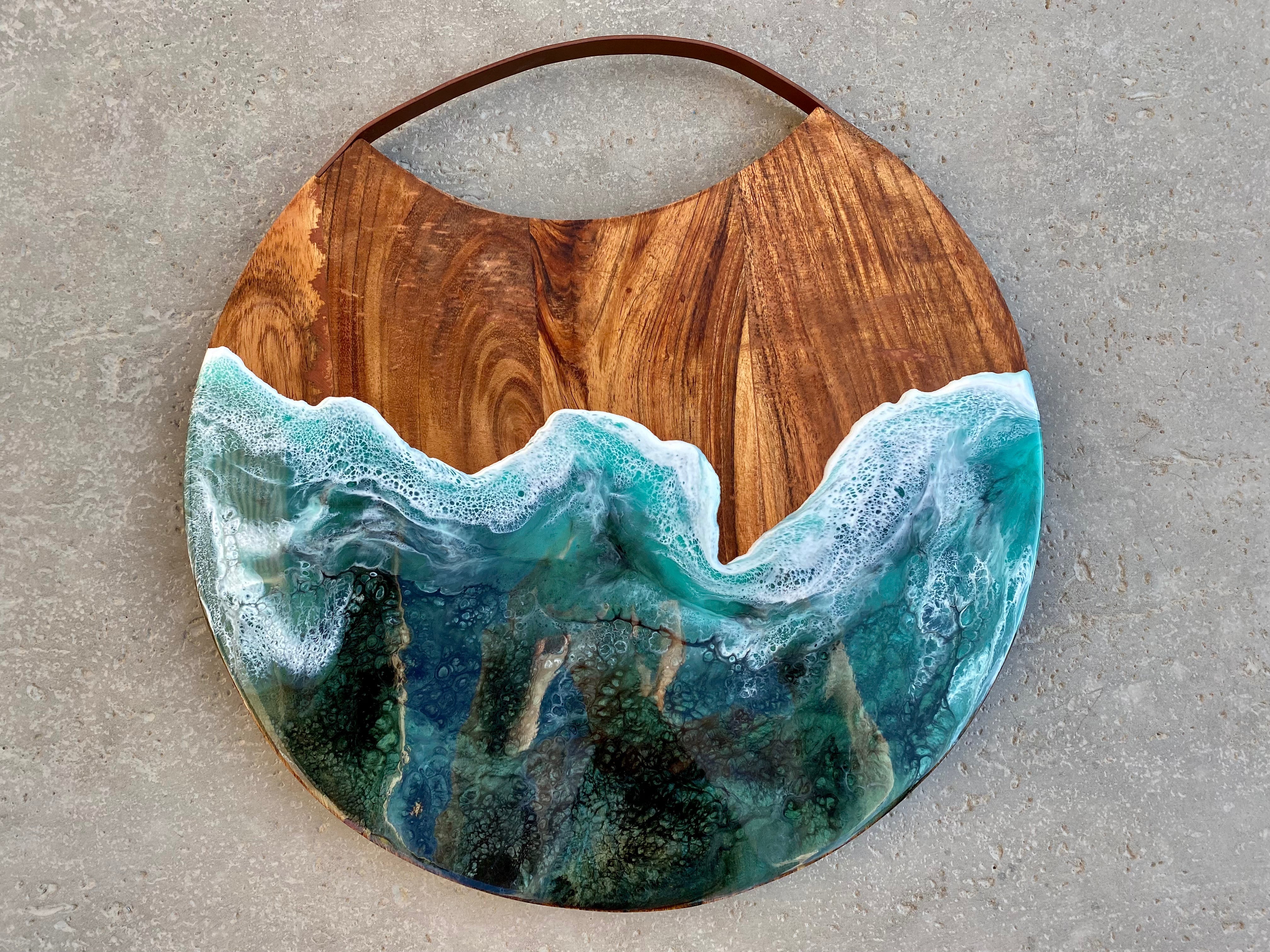 Round Charcuterie Board with Handle