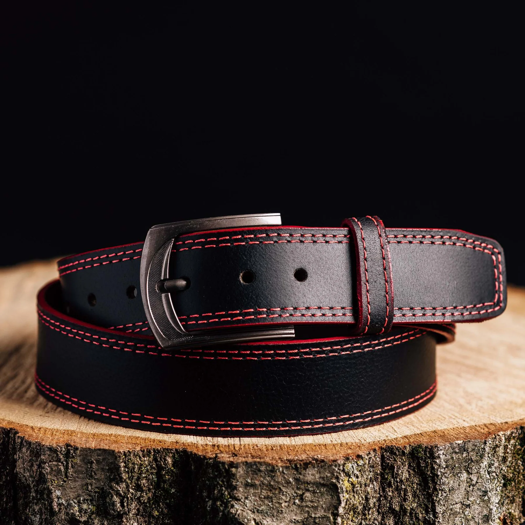 The Pegasus Belt - Black Full Grain Leather Belt with White Stitches