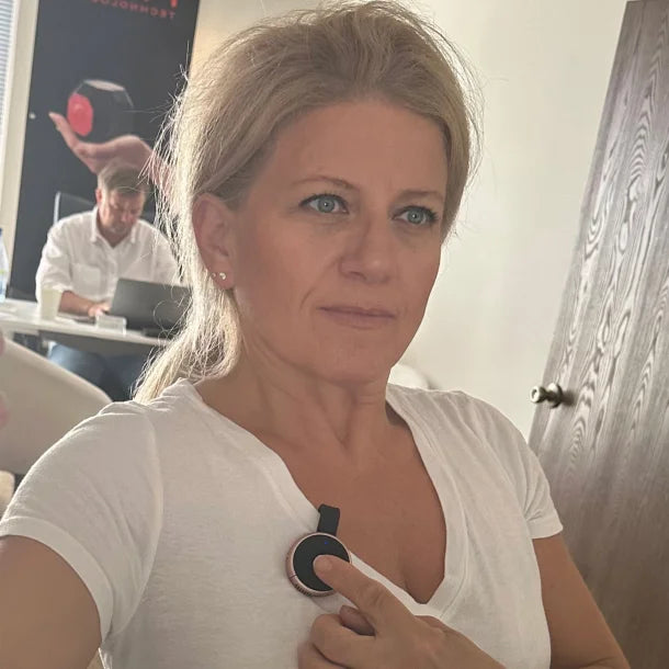 Tokk™ Bluetooth® Wearable Hands-Free Smart Assistant 3.0 Speaker (Rose Gold)