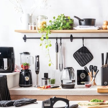 MasterChef® 1.1-Qt. 300-Watt 2-Speed Table Blender with Glass Pitcher