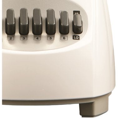 Brentwood® 50-Ounce 12-Speed + Pulse Blender (White)
