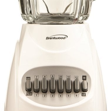 Brentwood® 42-Ounce 12-Speed + Pulse Electric Blender with Glass Jar (White)