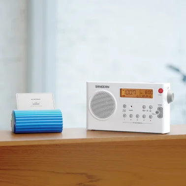 Sangean® PR-D7 Portable AM/FM Rechargeable Compact Digital-Tuning Radio (White)