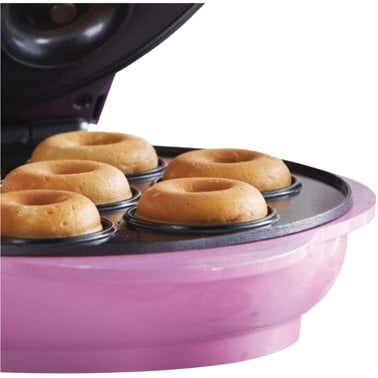 Brentwood® Just For Fun Electric 7-Hole Nonstick Mini Donut Maker
