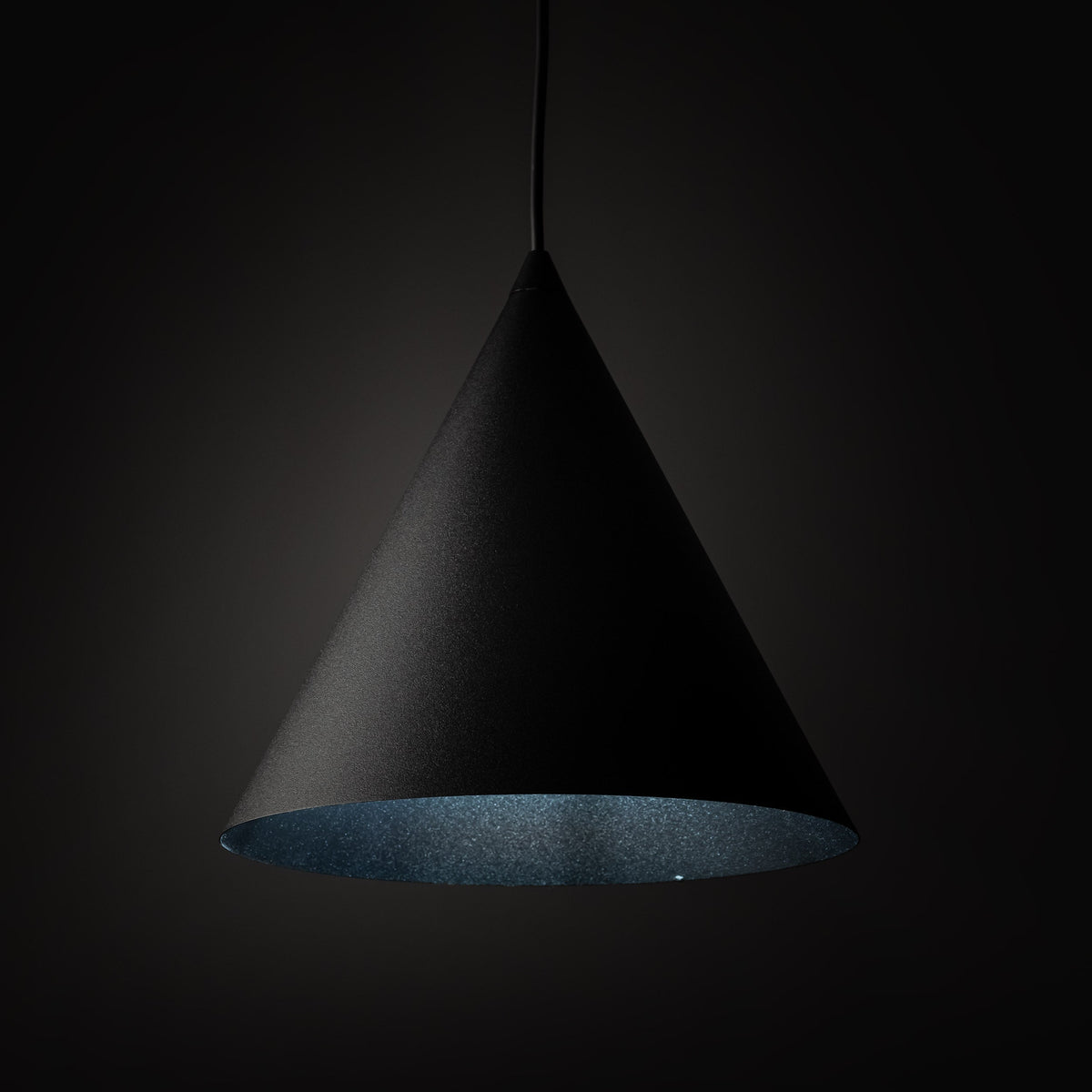 CONO Modern Minimalist Pendant Light M