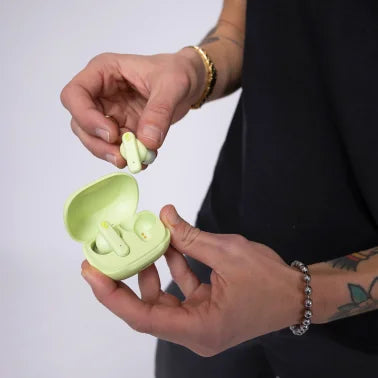 Skullcandy® Smokin’ Buds® Bluetooth® Earbuds with Microphone, True Wireless with Charging Case (Matcha)