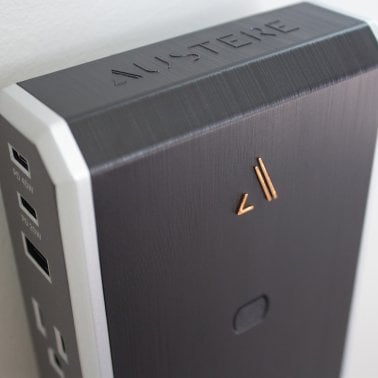 Austere® VII Series Power Wall Charger and 3,500-Joules Surge Protector, 4 AC Outlets and 3 OmniPort USB+PD Ports, 7S-PS4-US1