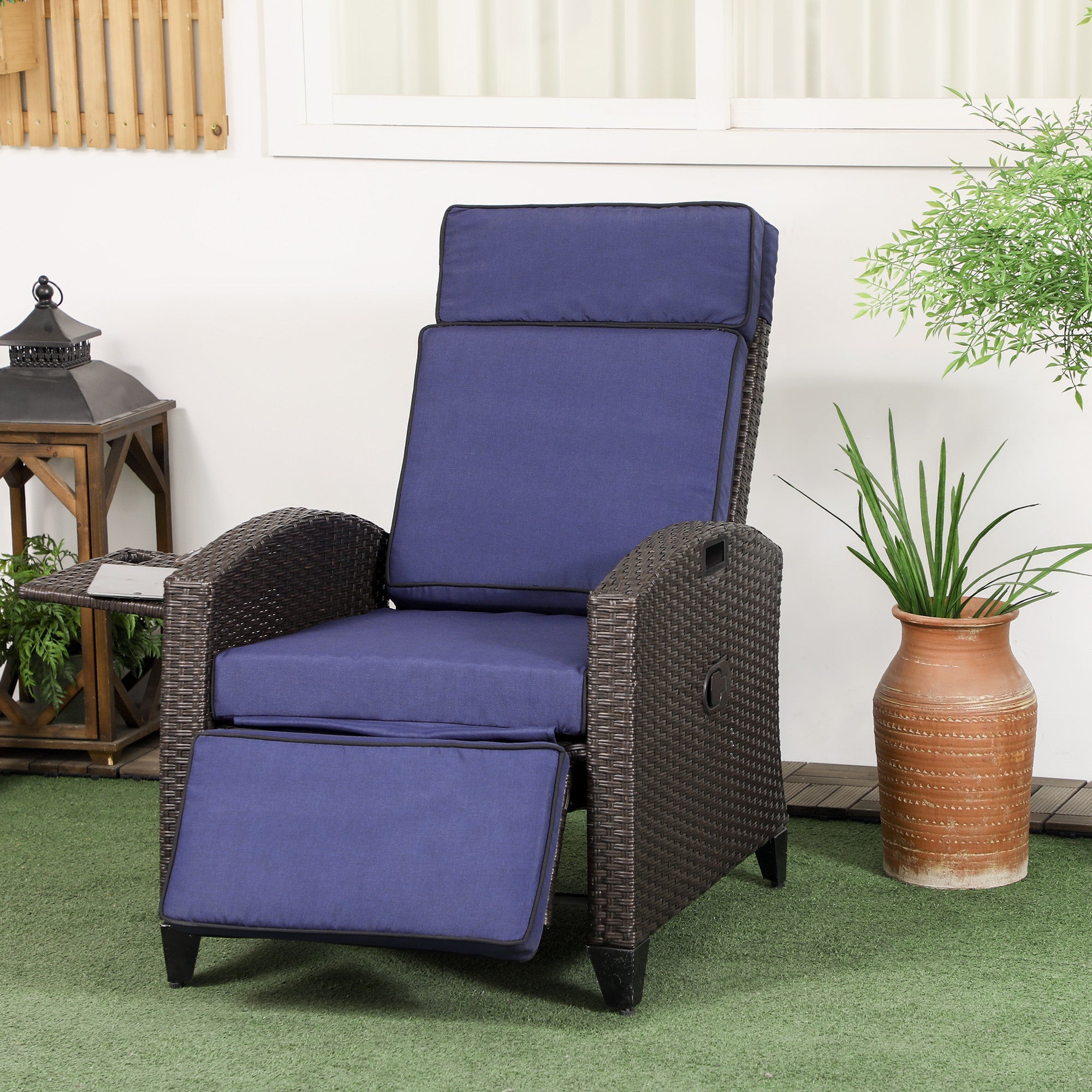 Outsunny Outdoor Adjustable Recliner Chair with Cushion & Side Tray, Comfortable Patio Lounging Chair, Blue