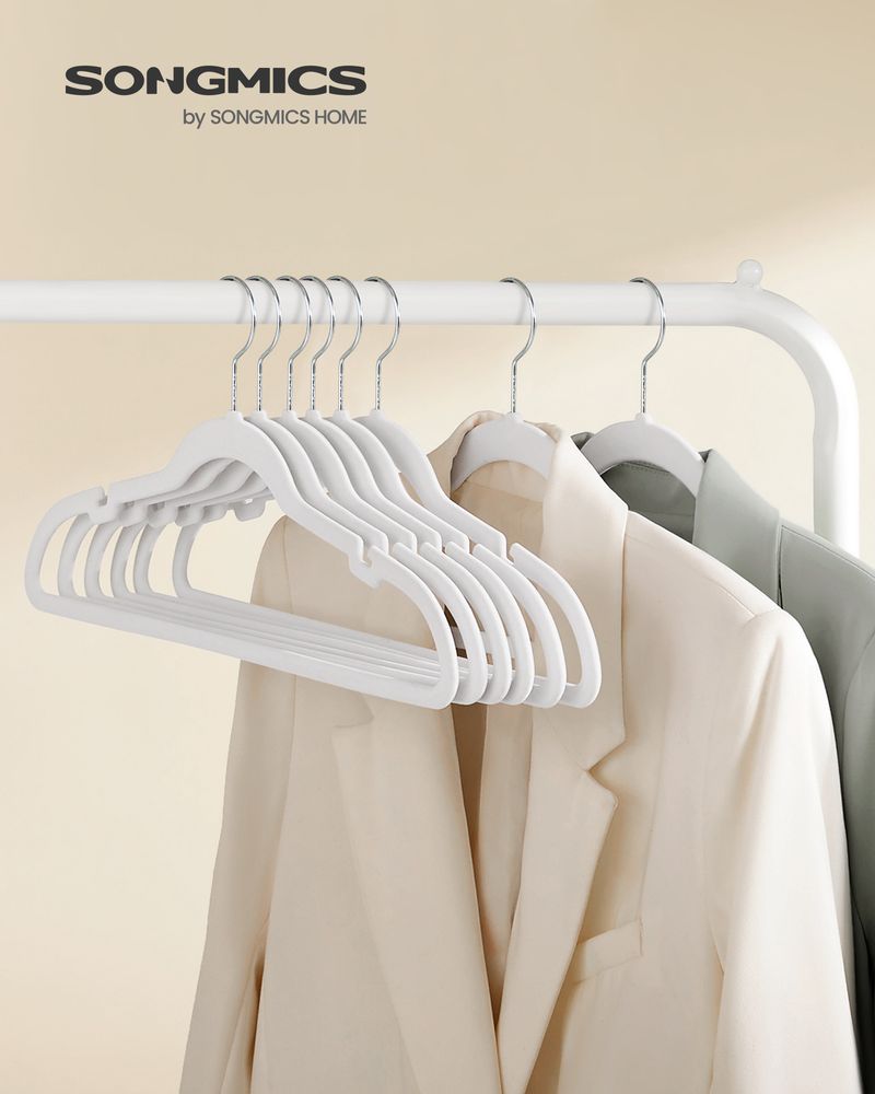 SONGMICS Velvet Hangers