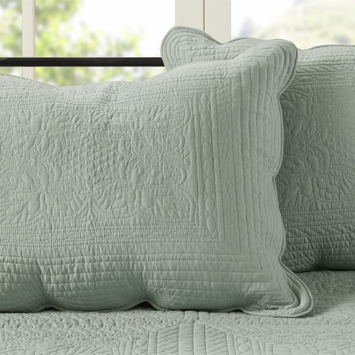 6-Piece Farmhouse Beige Cream Daybed Cover Bedding Set with Scalloped Edges - Free Shipping