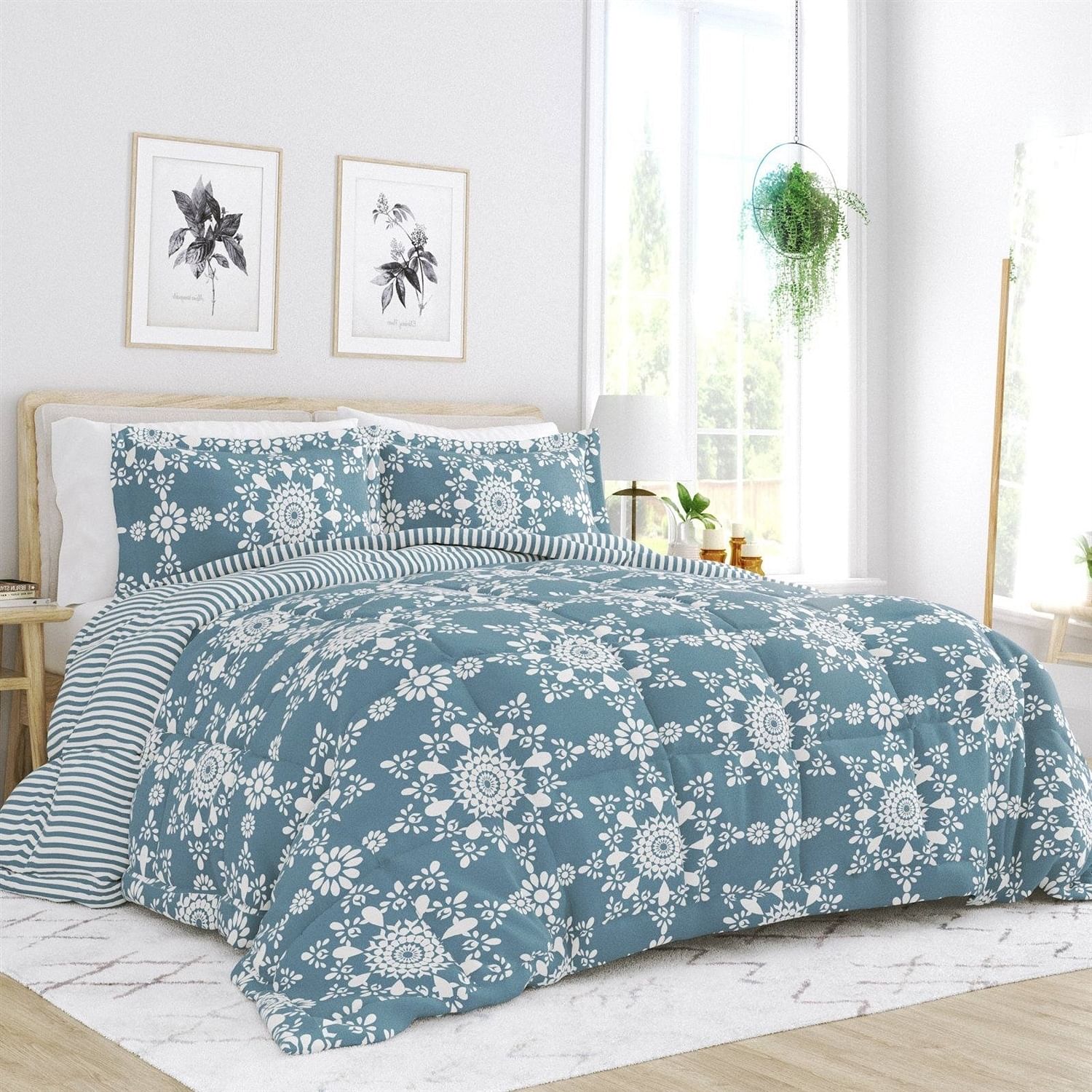 Full/Queen size 3-Piece Blue and White Reversible Floral Striped Comforter Set - Free Shipping