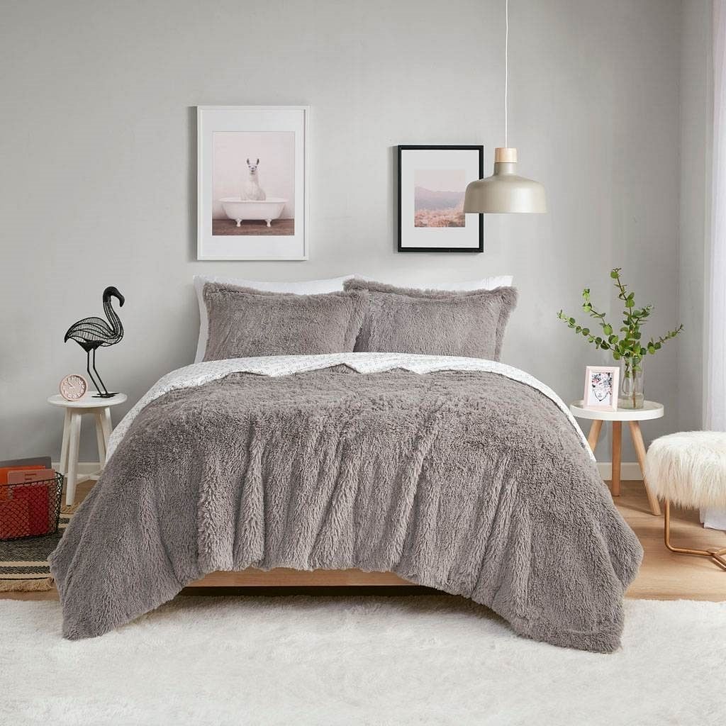 Full/Queen size Grey Reversible Soft Sherpa Faux Fur 3-Piece Comforter Set - Free Shipping