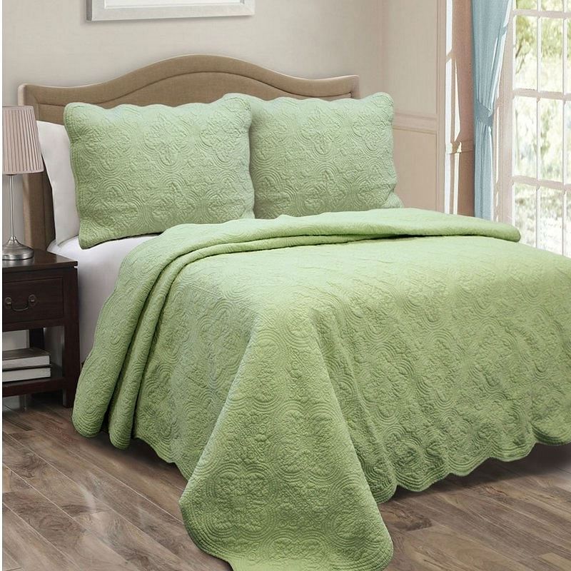 Full Queen Green Cotton Quilt Bedspread with Scalloped Borders - Free Shipping