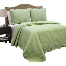 Full Queen Green Cotton Quilt Bedspread with Scalloped Borders - Free Shipping