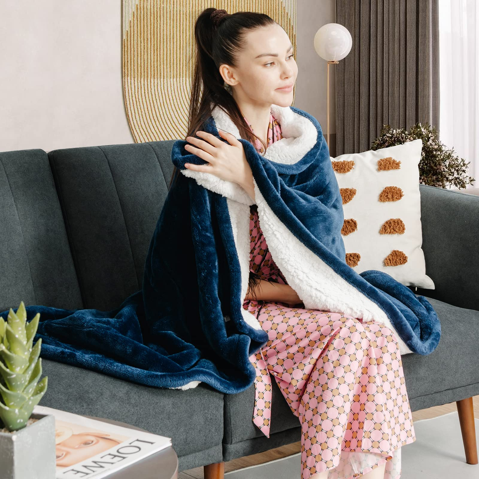 Giantex Electric Blanket Heated Throw, Flannel Sherpa Double Side Heating Blanket 50''x60''