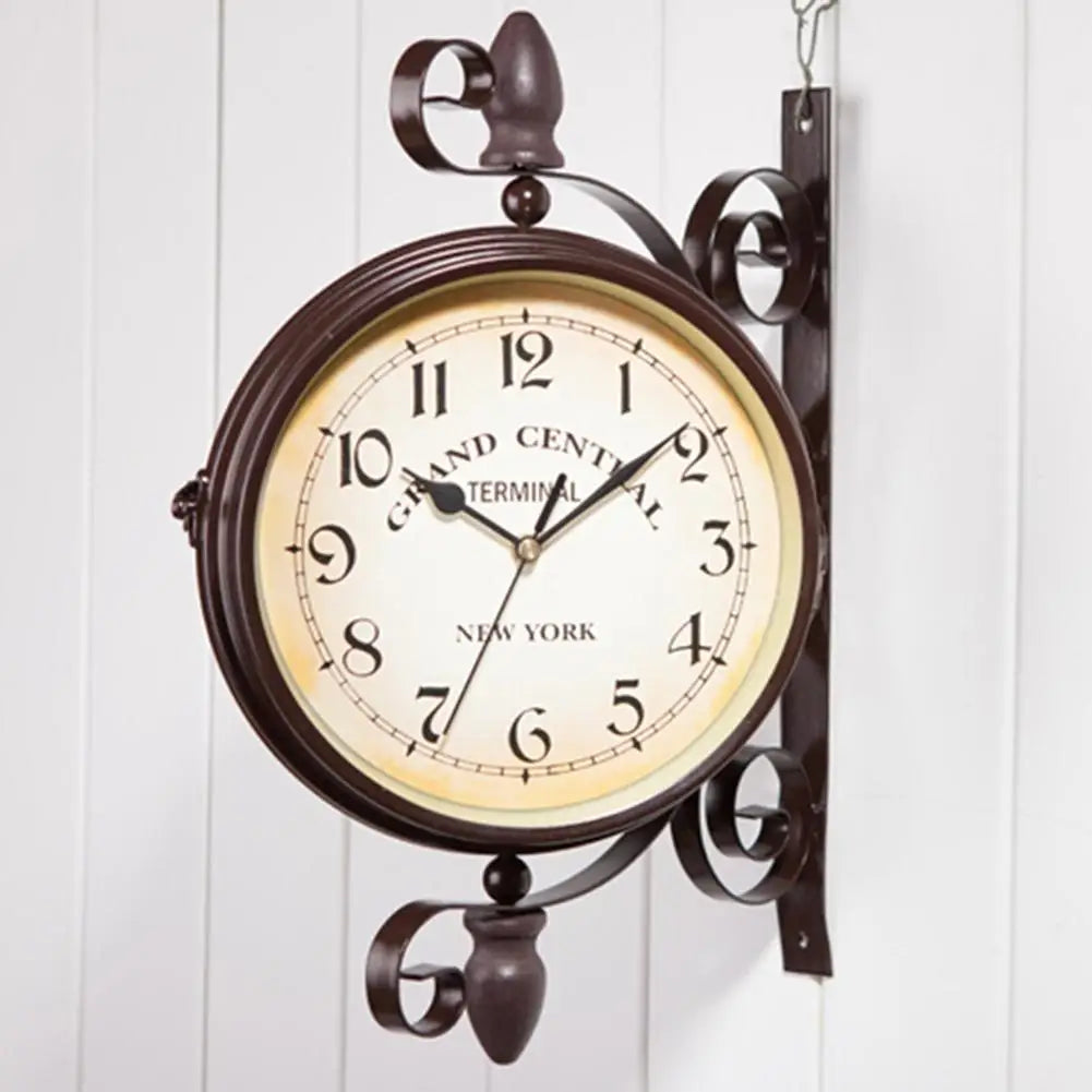 Retro Double-Sided Rotating Wall Clock - Metal Hanging Clock for Outdoor/Home/Garden Decor, Includes Wall-Mounted Bracket