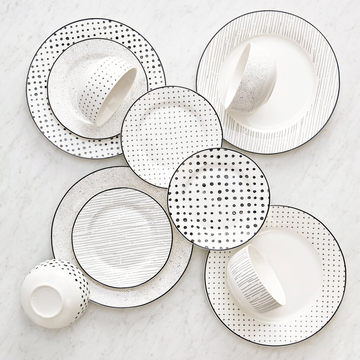 Dinnerware Set with Black Flatware, Porcelain, 12-Piece Dinnerware, Black and White Patterns – Sketch