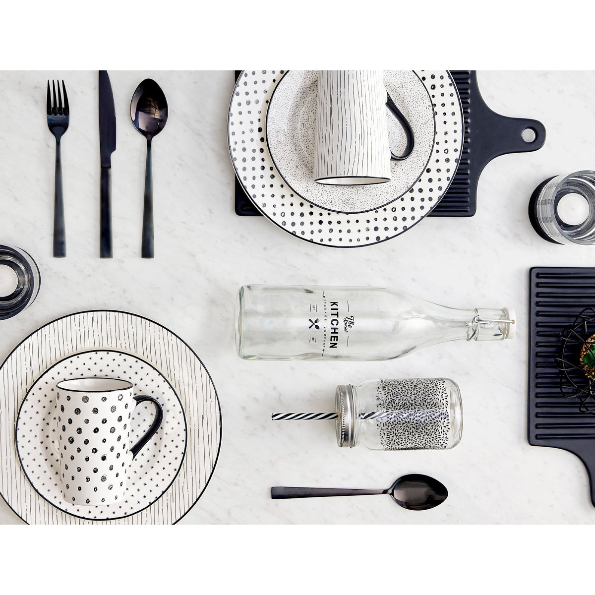 Dinnerware Set with Black Flatware, Porcelain, 12-Piece Dinnerware, Black and White Patterns – Sketch