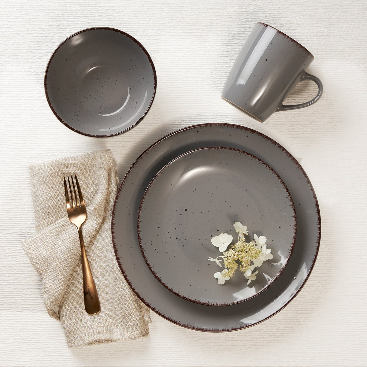 Dinnerware Set with Silver Flatware, Stoneware, 16-Piece Dinnerware, Grey Speckled, Brown Rim – Utopia
