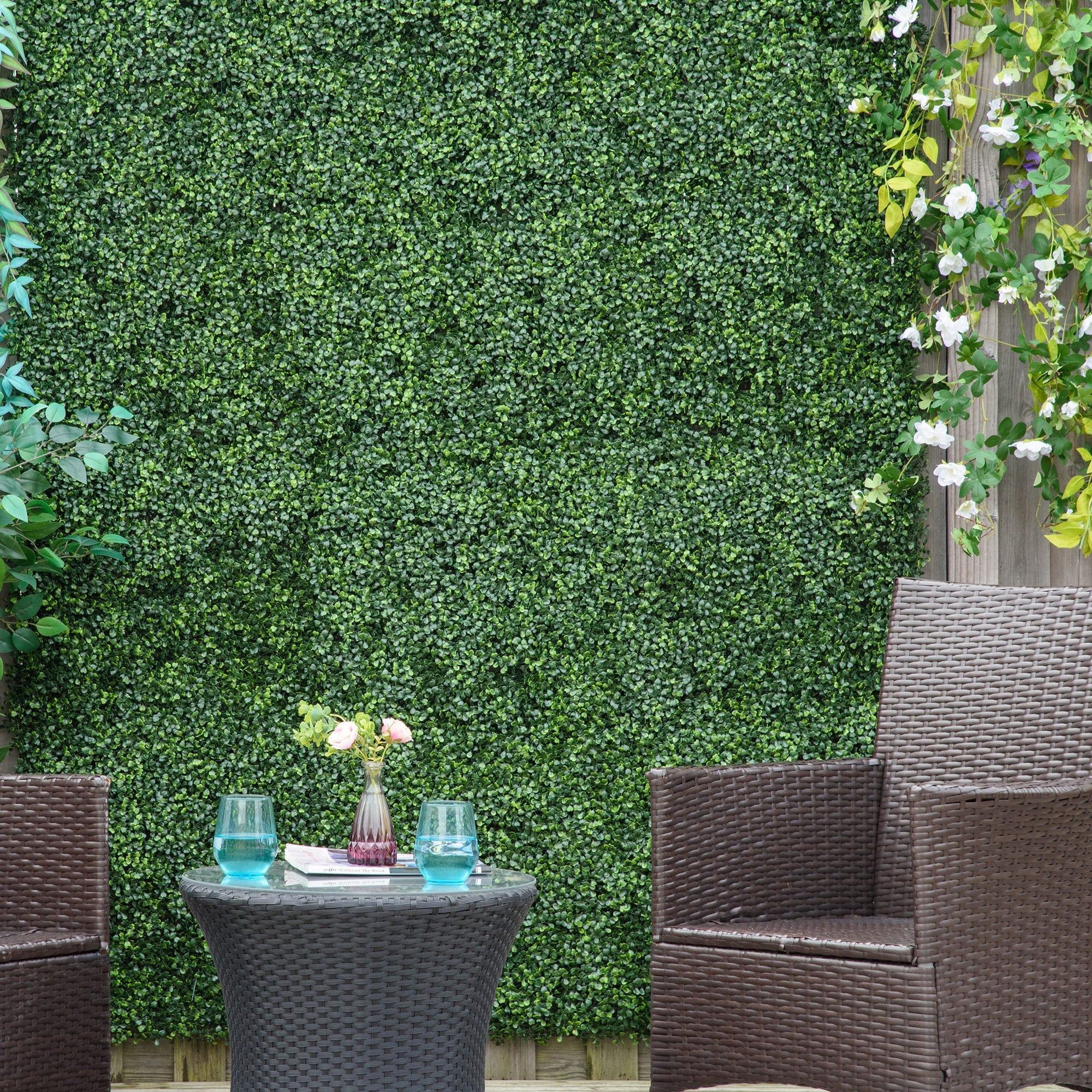 Outsunny Milan Artificial Grass Fake Green Wall with Drainage Home Garden 19.75 Inch Light Green