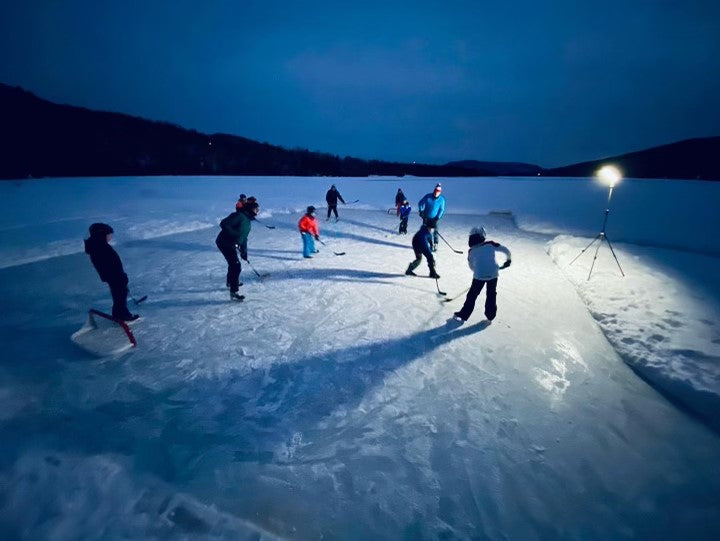 TRU De-LIGHT WORK&PLAY AT NIGHT Multi-Configuration, Solar, LED High Lumen, Flood-Light (3450 Lumen Total)