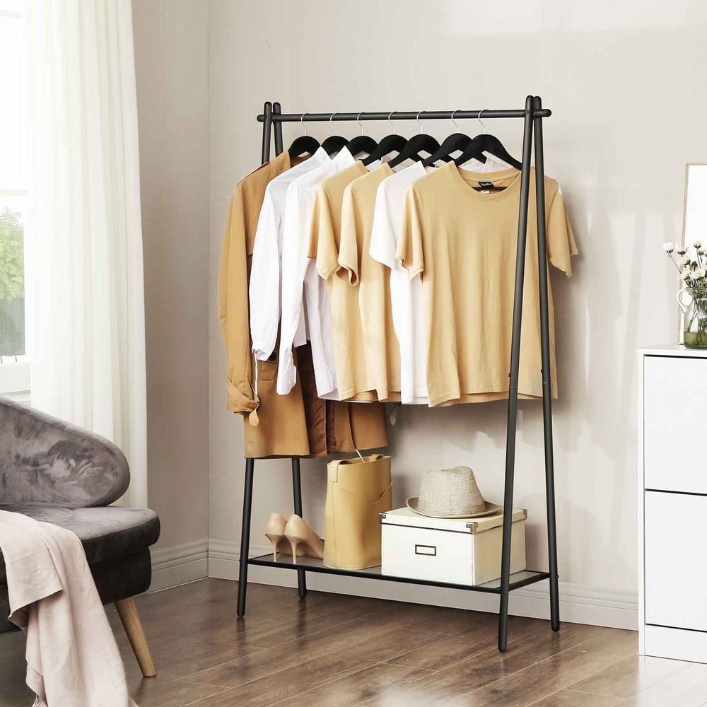 SONGMICS Iron Structure Garment Rack