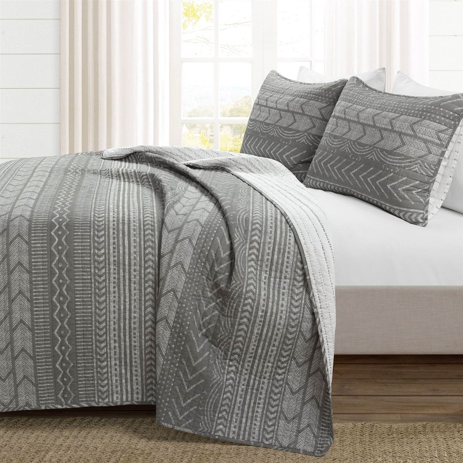 King Size Scandinavian Dark Grey Chevron Stripe Reversible Cotton Quilt Set - Free Shipping