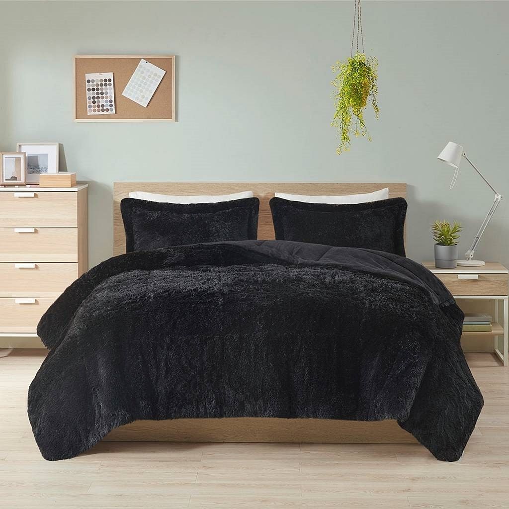 King/CAL King Black Soft Sherpa Faux Fur 3-Piece Comforter Set with Pillow Shams - Free Shipping