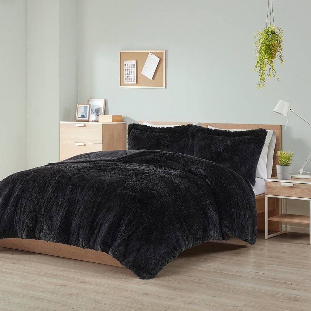 King/CAL King Black Soft Sherpa Faux Fur 3-Piece Comforter Set with Pillow Shams - Free Shipping