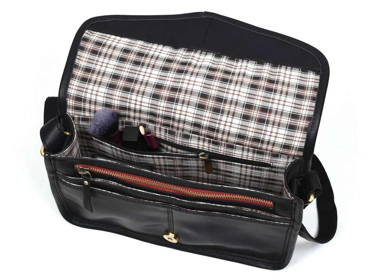 Calgary Leather Cross Body Bag