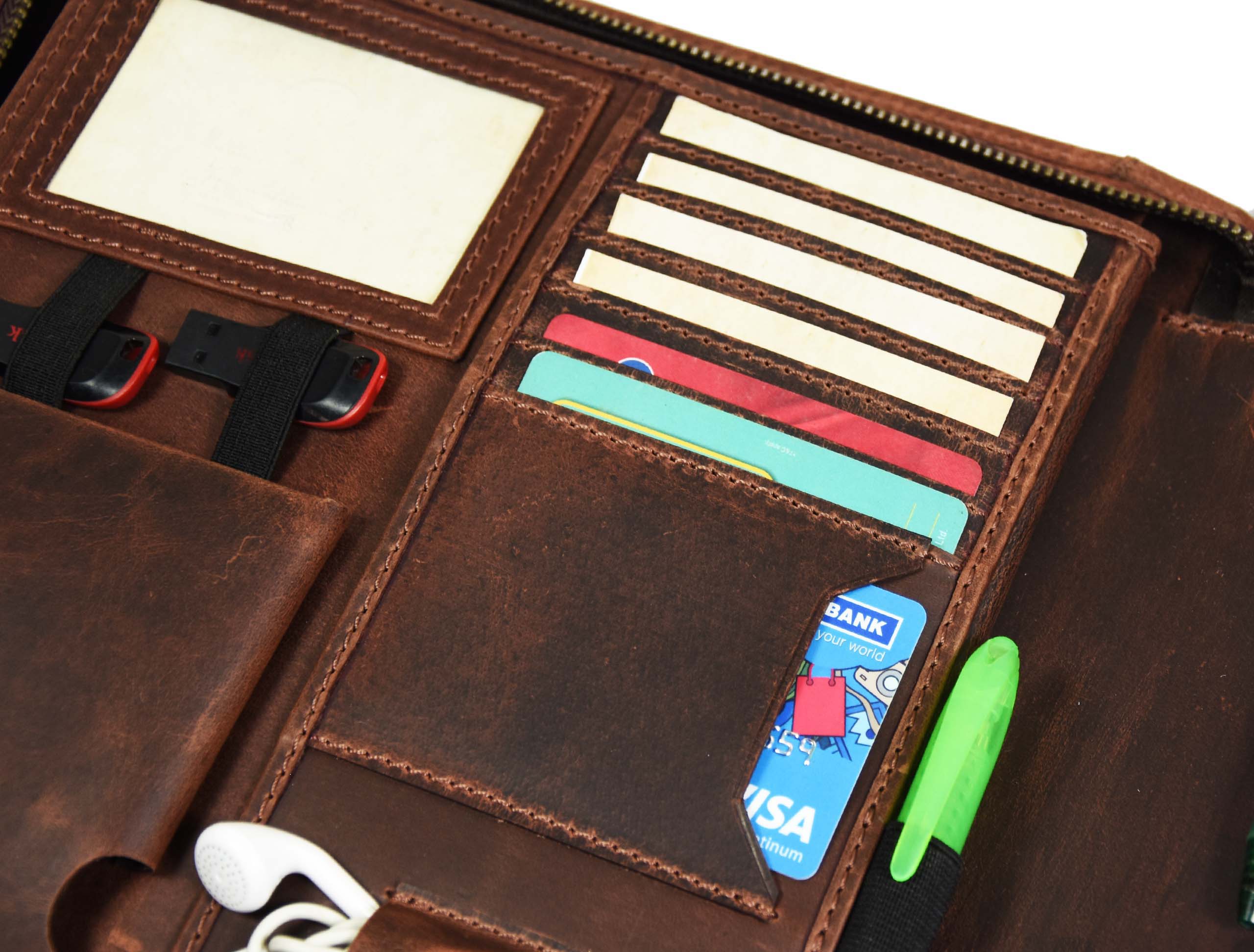 Caraquet Leather Travel Organizer