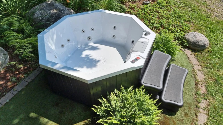 Muskoka 14-Jet 4-Person Spa