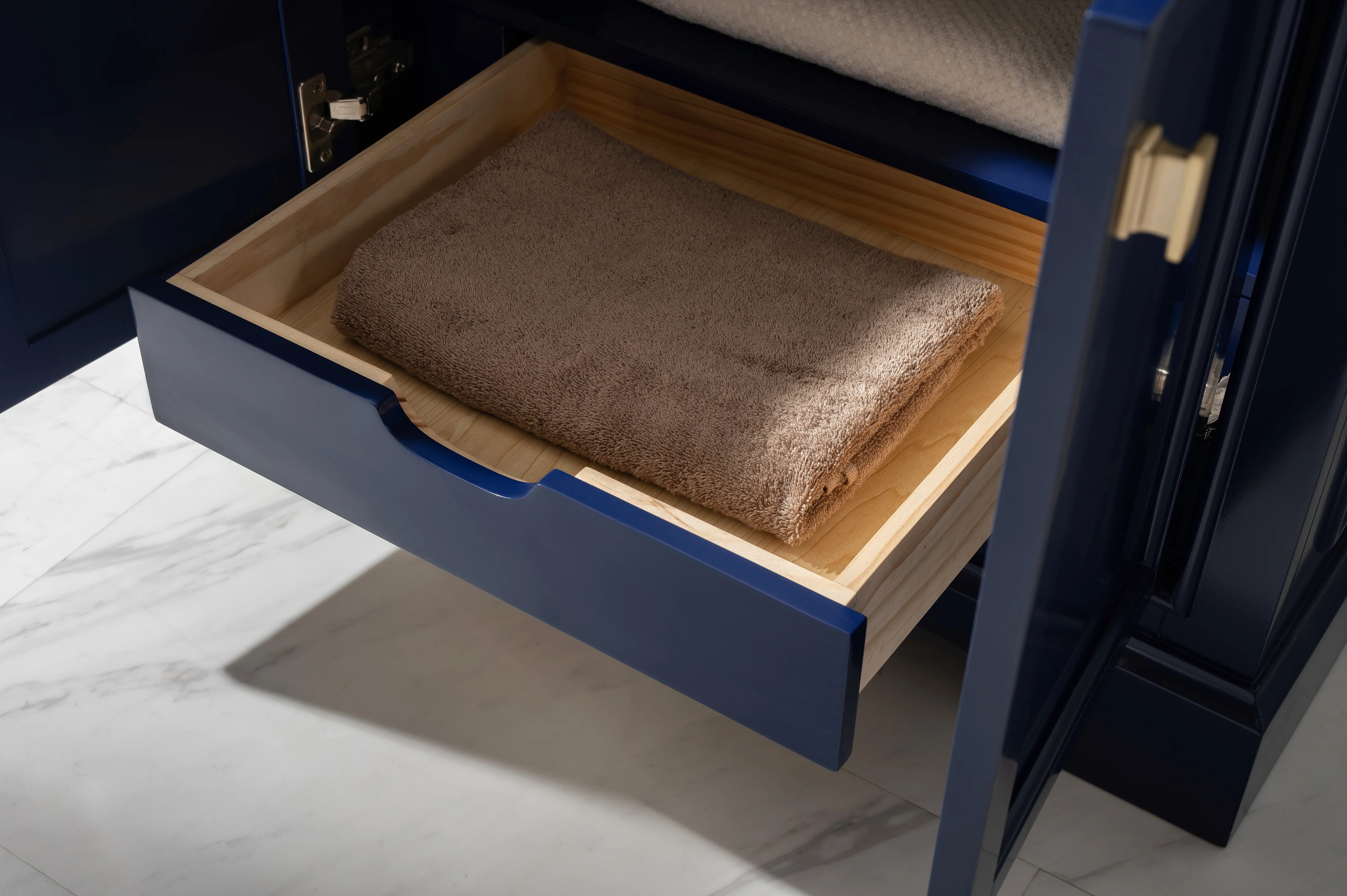 Milano 30" Single Sink Vanity with White Quartz Top