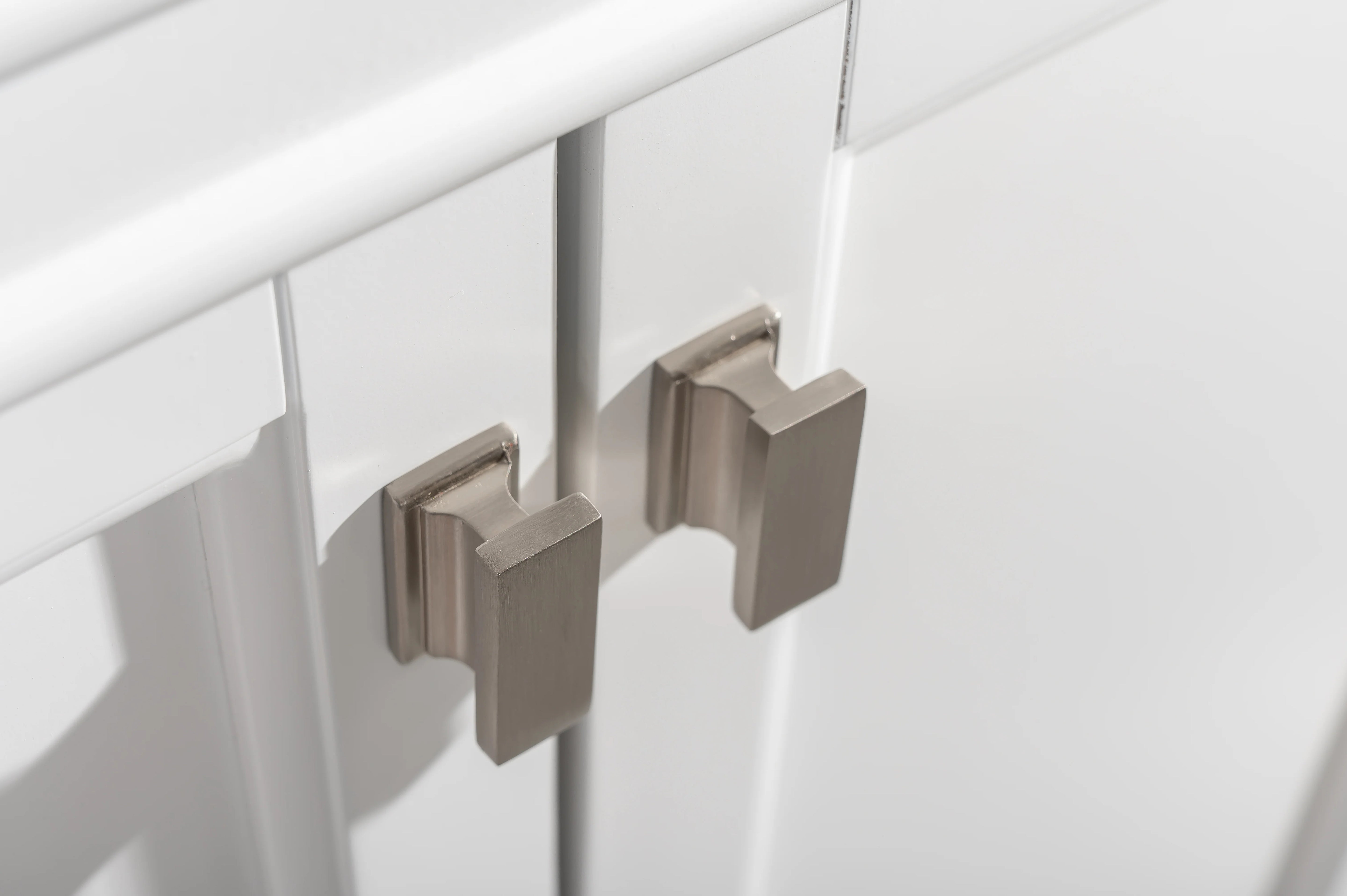 Milano 30" Single Sink Vanity with White Quartz Top