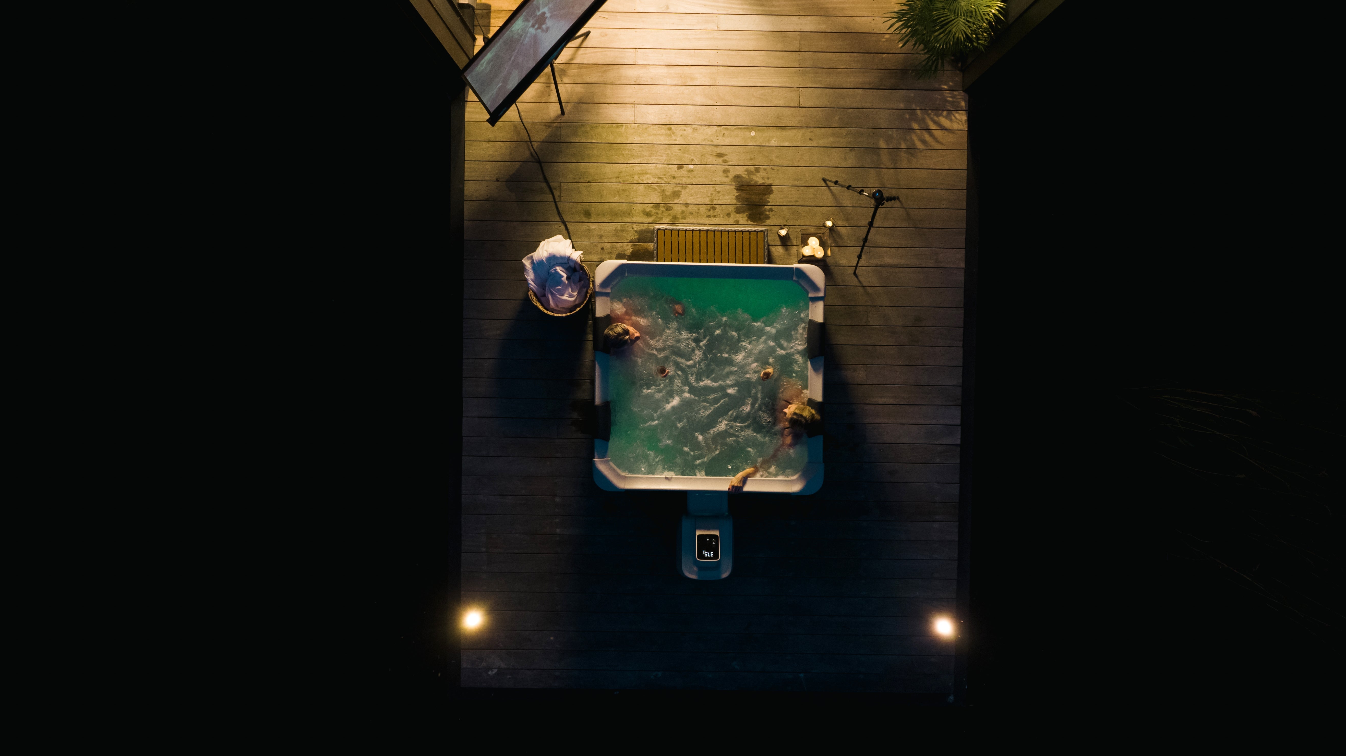 MSPA OSLO, FRAME SERIES, Hot Tub & Spa – 6 Person