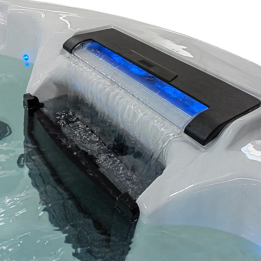 Ottawa 5-Person 38-Jet Hot Tub